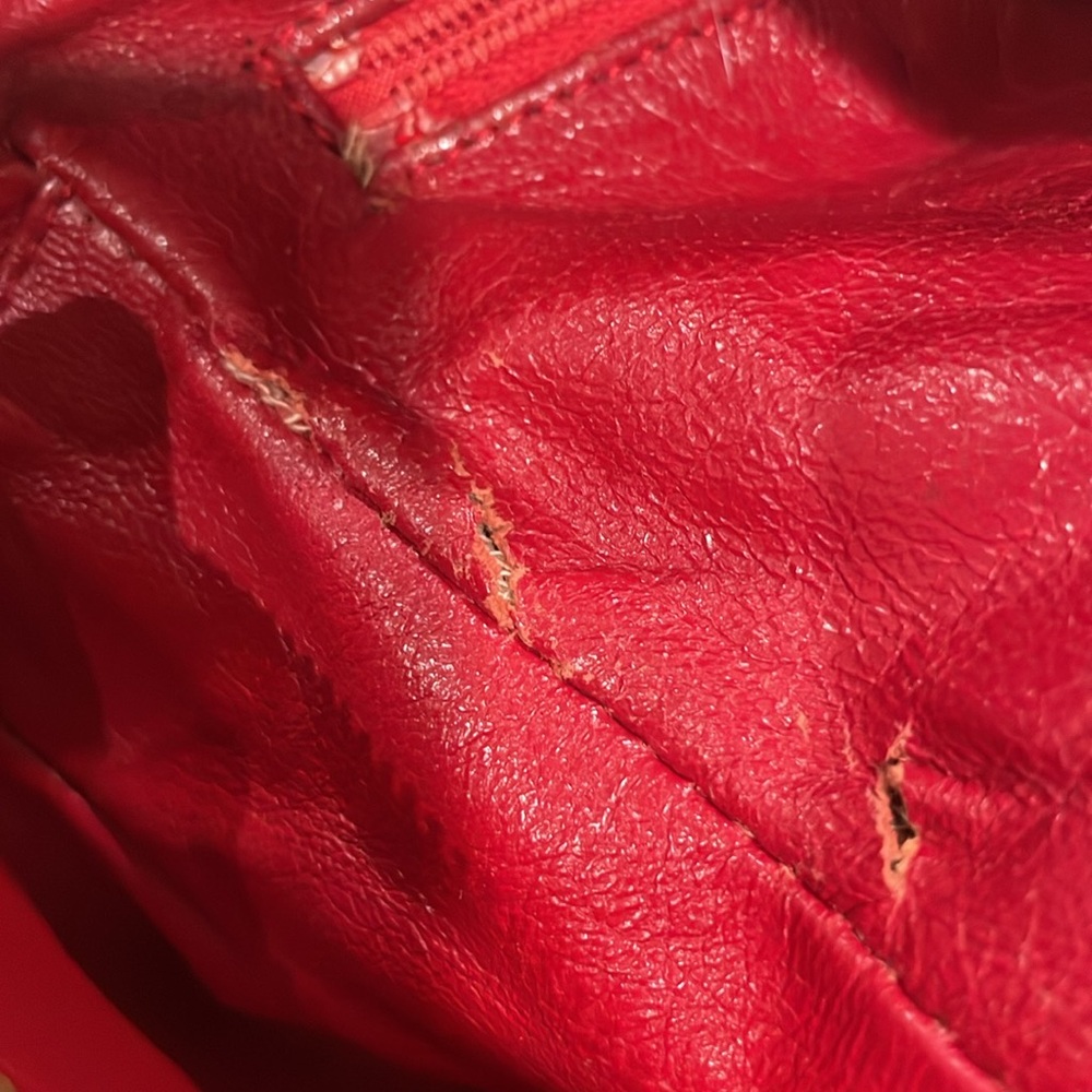 Chanel Red Quilted Leather Vintage Crossbody Handbag! 1986-1987. Good condition - Picture 16 of 16